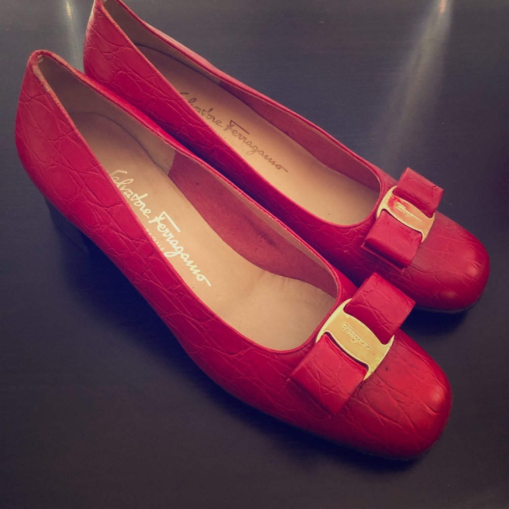 Salvatore Ferragamo Classic Kitten Heel